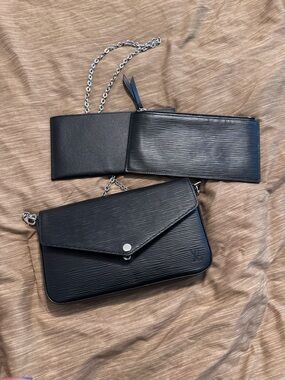 Louis Vuitton Epi Leather Felicie Pochette